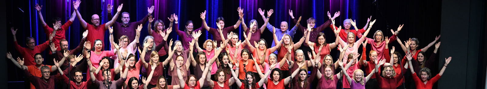 chor&bündig auf der Bühne!